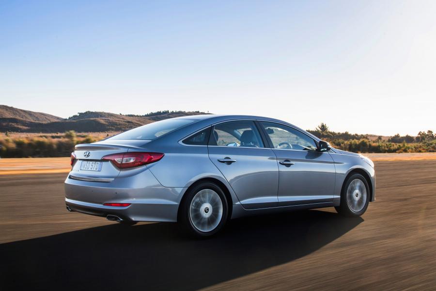  Hyundai Sonata 2015 года  (AU) (фото 20 из 29)